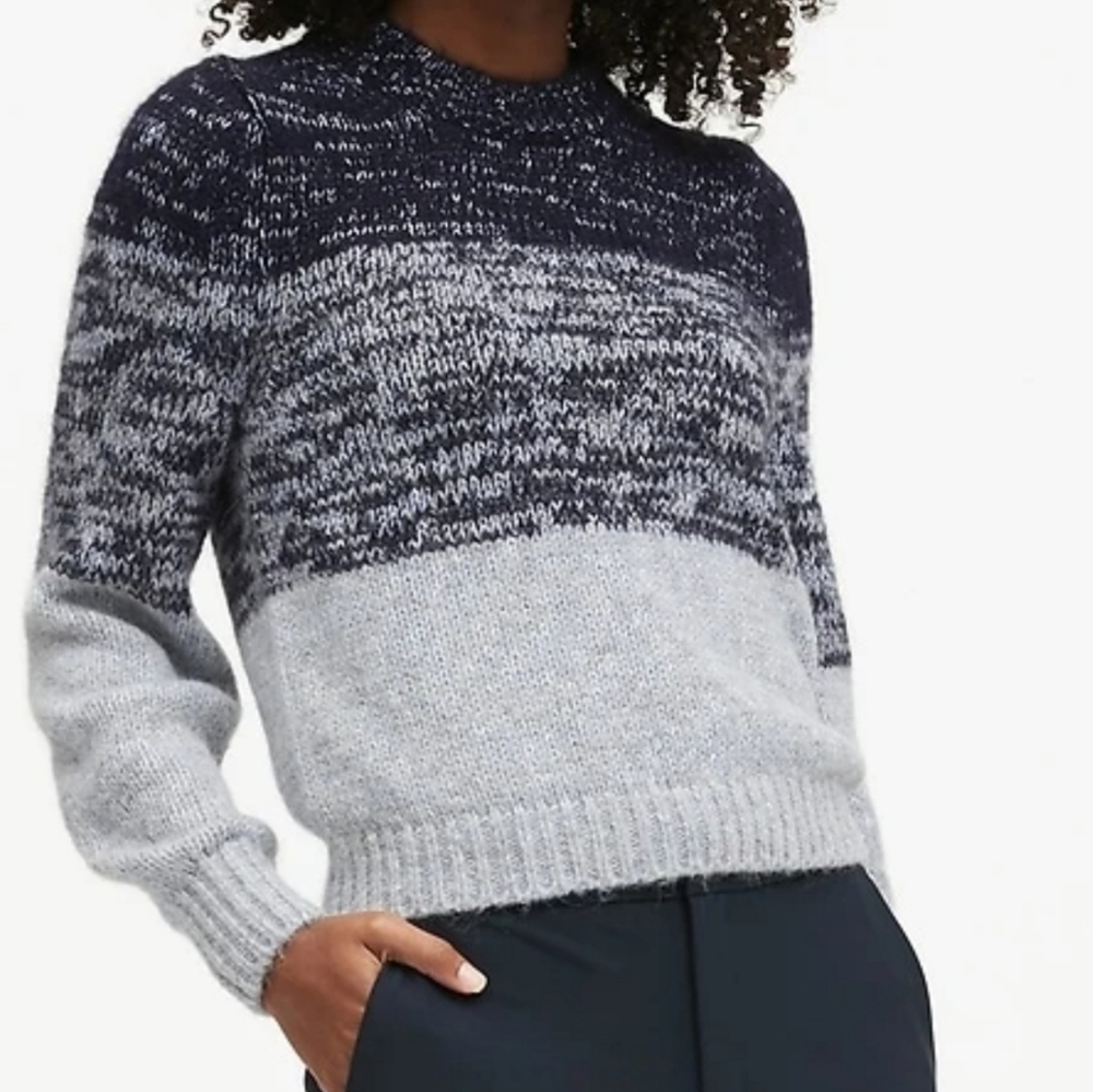 Banana Republic Cropped Ombre Fuzzy Sweater SPR 20 - Picture 2 of 11